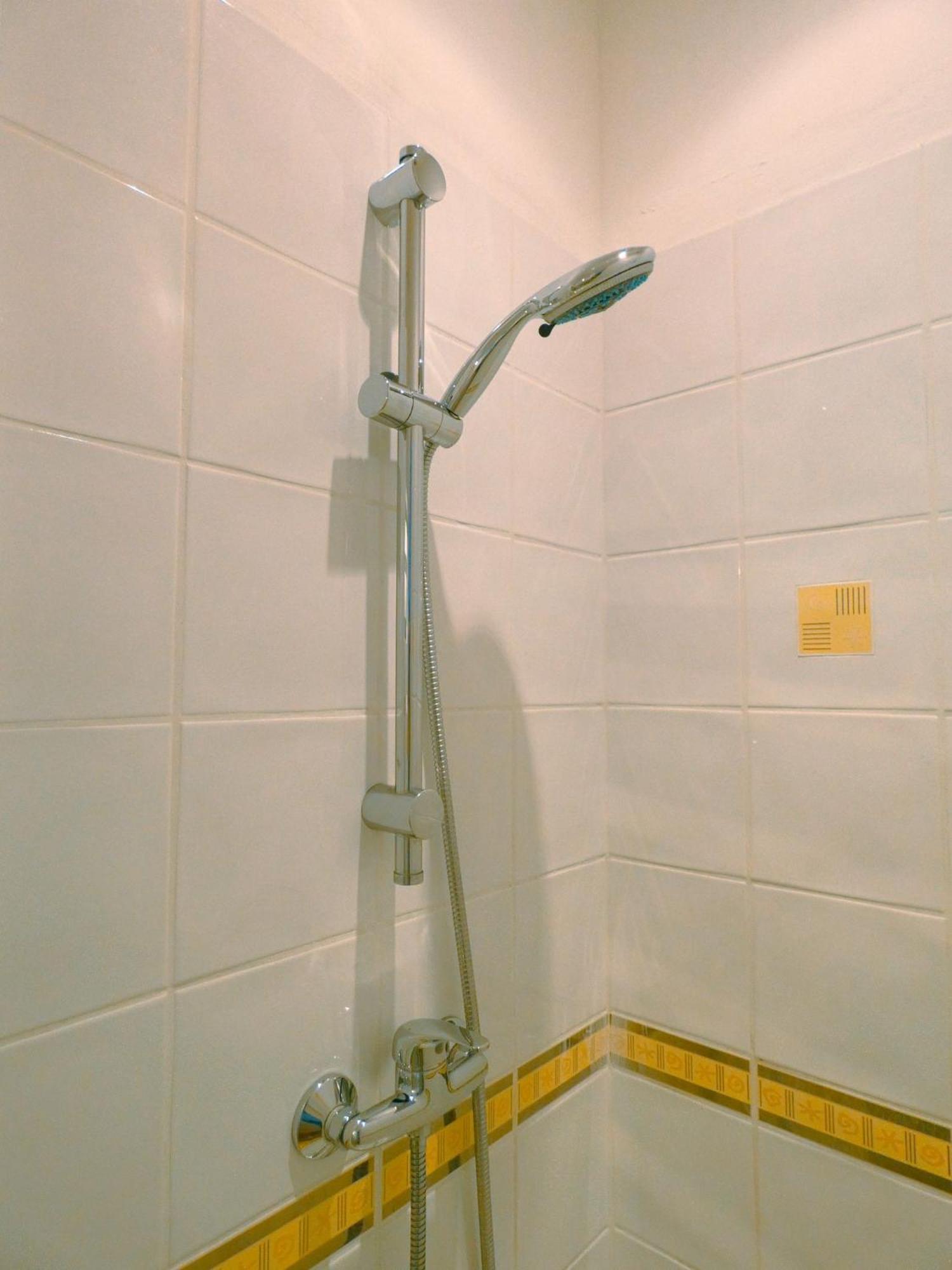 Chambre D'Hote L'Oree Des Buis Vouillé Kültér fotó