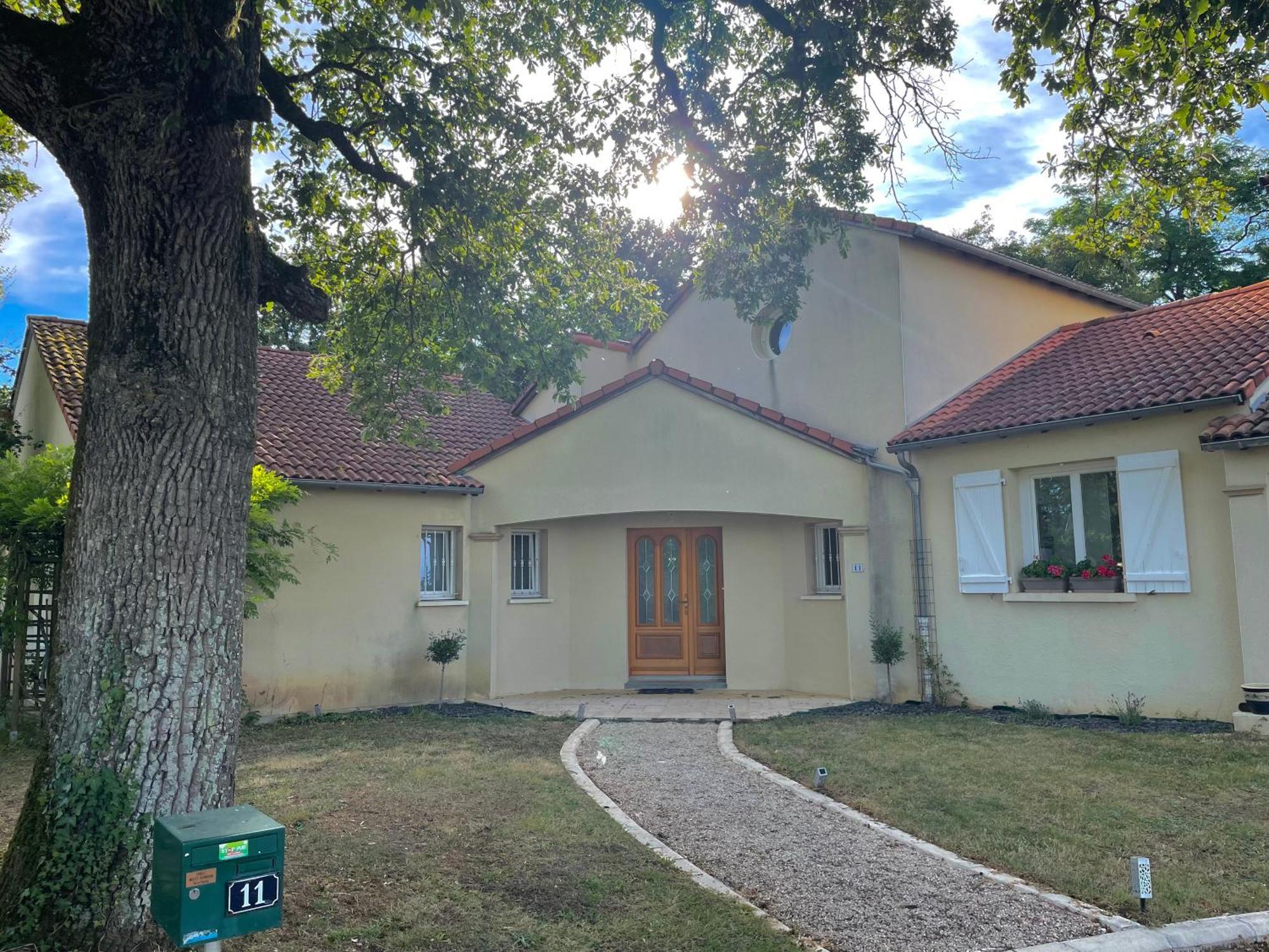 Chambre D'Hote L'Oree Des Buis Vouillé Kültér fotó